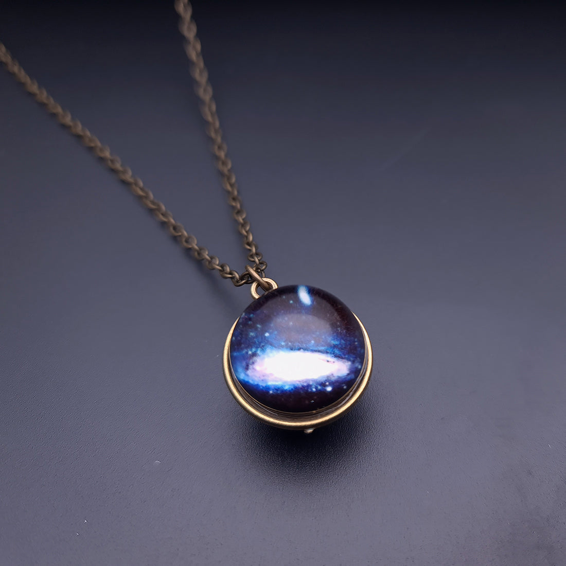 Collar Planeta Luminoso